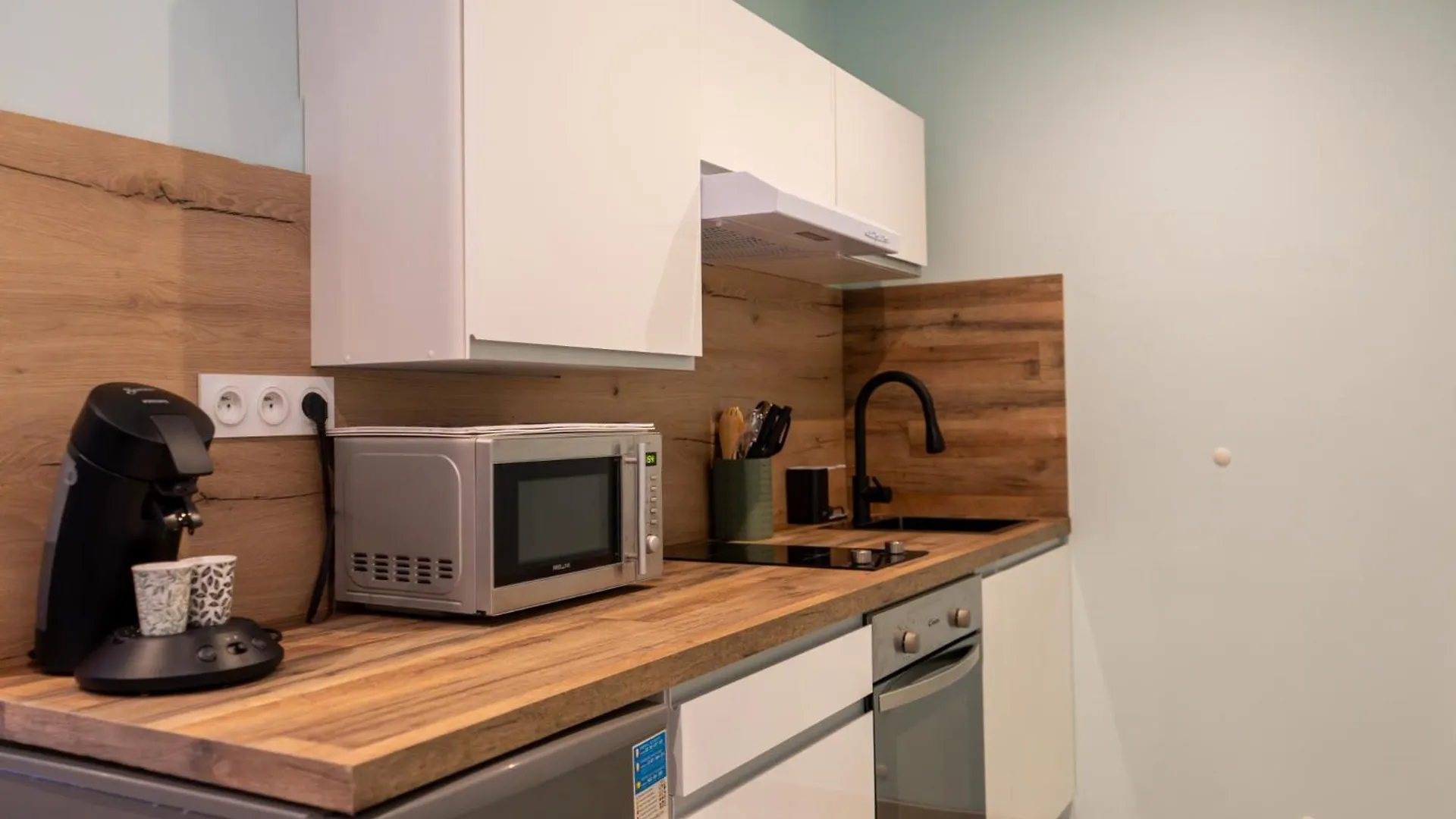 Charmant Studio Avec Parking Gratuit Vals-les-Bains Appartement