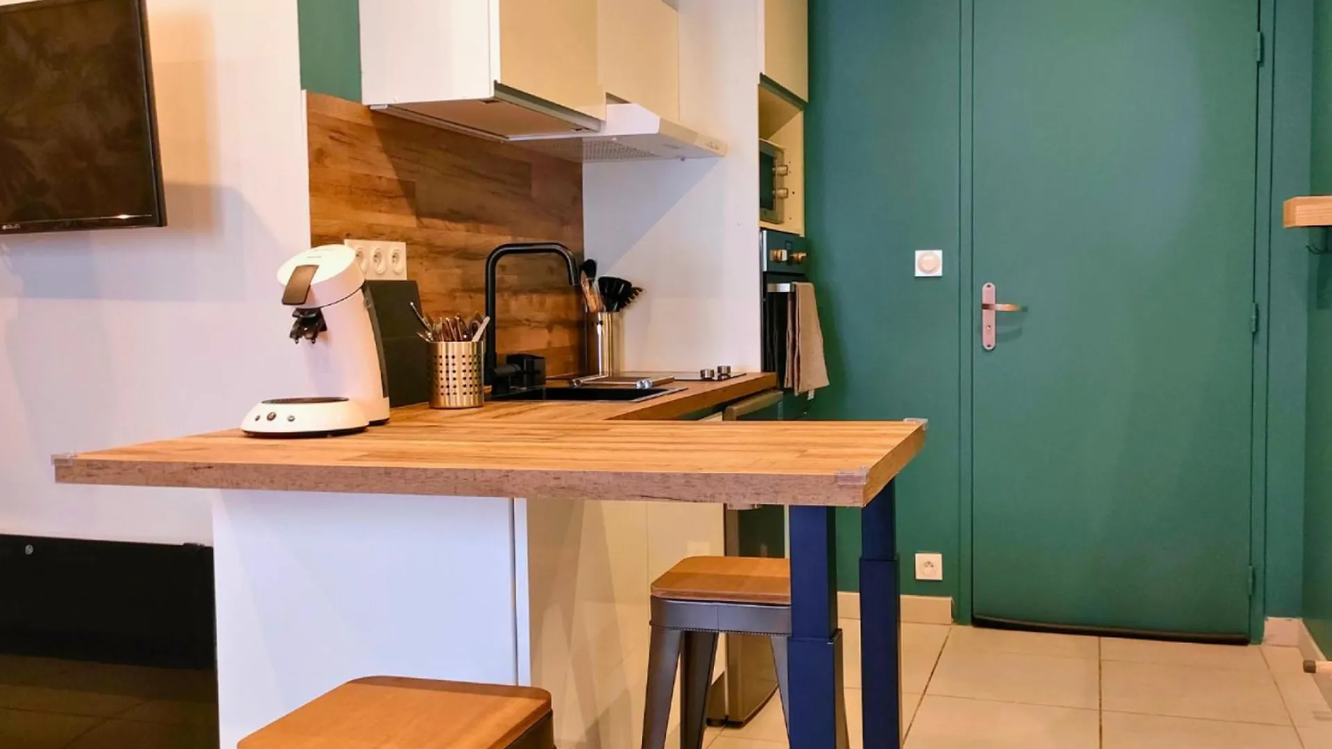 Appartement Charmant Studio Avec Parking Gratuit Vals-les-Bains